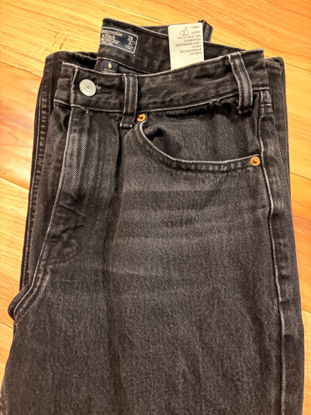 Abercrombie & Fitch Annie High-Rise Wide Leg Jeans Size 26 in Washed Black - Picture 5 of 8